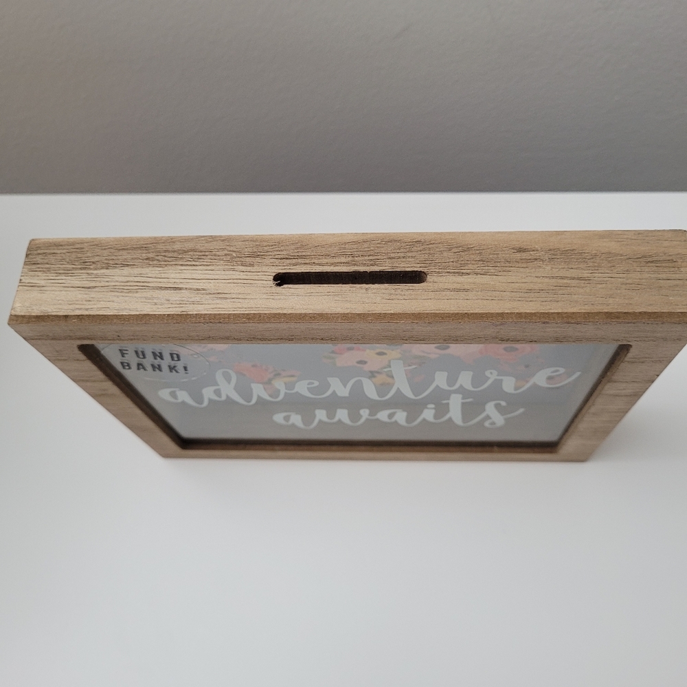 Adventure Funds Wooden Box - Picture 3 of 8